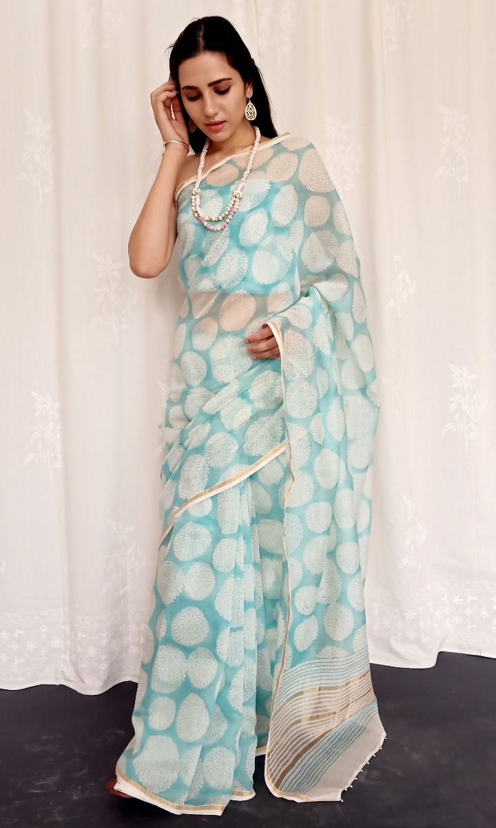 Sarees for Women Online for The Fashionable You